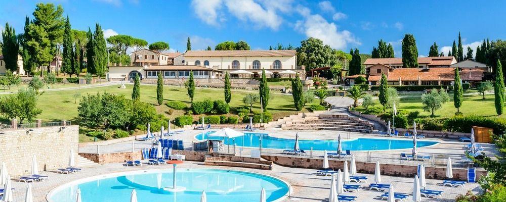 Pian Dei Mucini Resort Le Ville Massa Marittima Exterior foto
